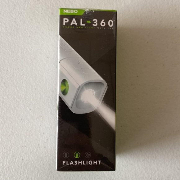 NEW - PAL-360 Power Bank and FlashLight with Fan - Picture 4 of 5